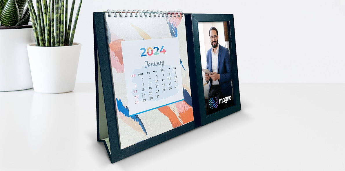 Desk Calendar with Photo Frame